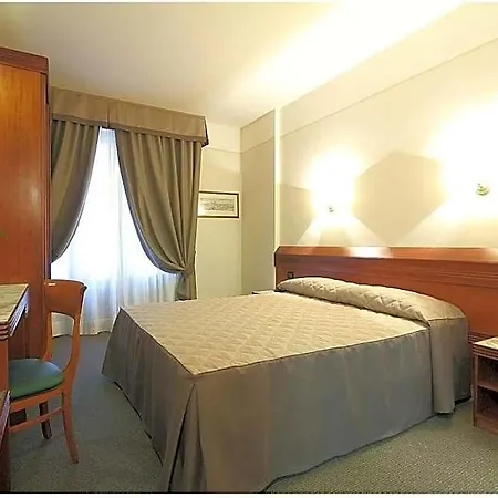 Hotel Arcadia 3*