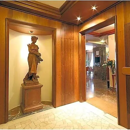 Arcadia Hotel
