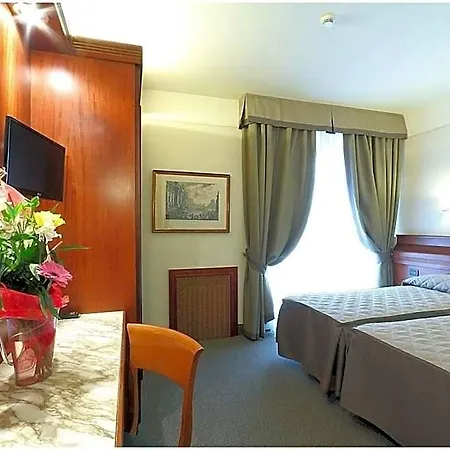 Hotel Arcadia 3*
