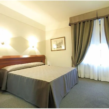 Arcadia 3* Florence