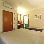 Arcadia Hotel 3*